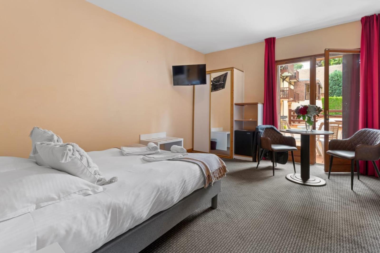 Hotel Le Romantica Пенодопи Екстериор снимка